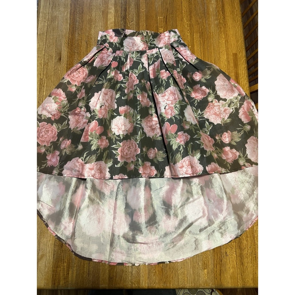 Rue 21 Women Med Pink Floral High Low Puffy Taffeta Wide Bow in‎ Front Skirt